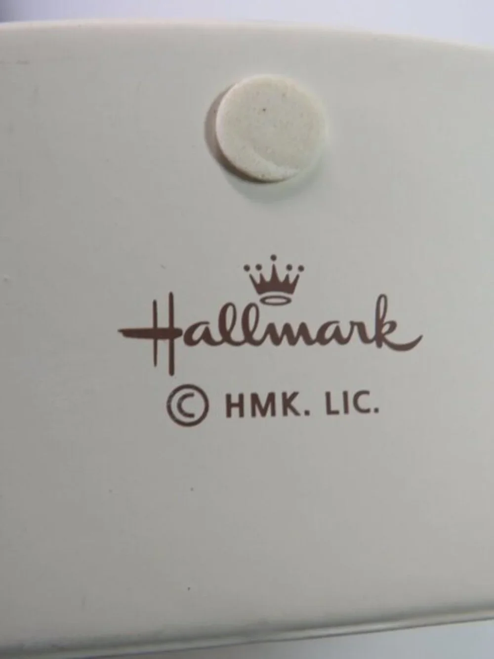 Hallmark Metal Wall Pocket Christmas Card Holder Hanging Planter ALL WINTER
